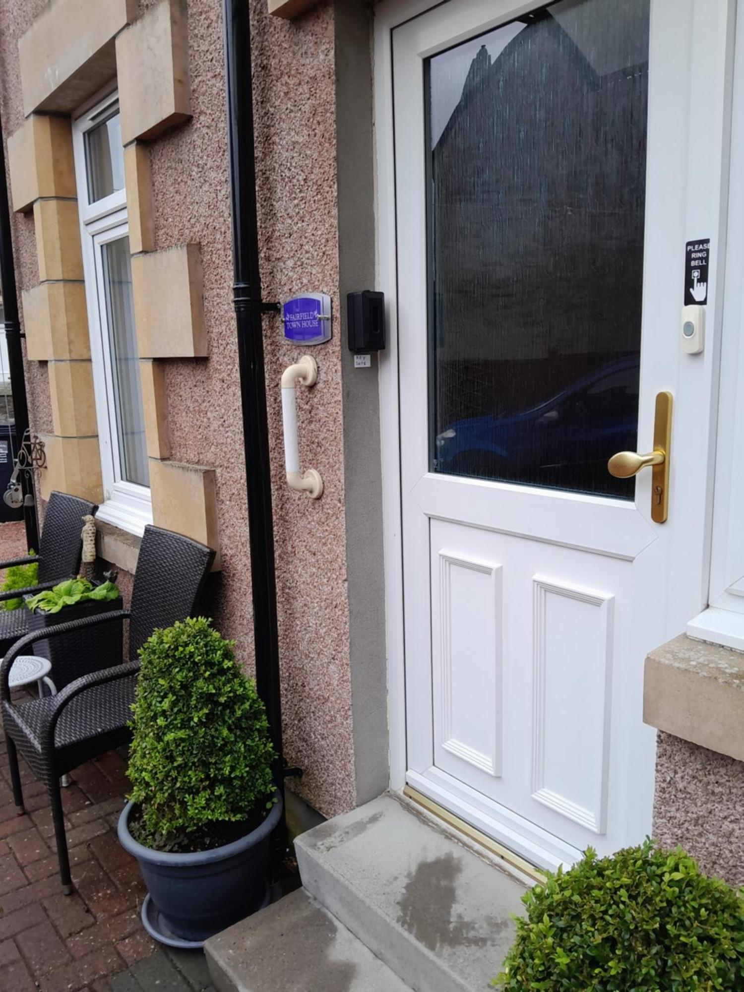 Fairfield Townhouse Guest House インヴァネス エクステリア 写真